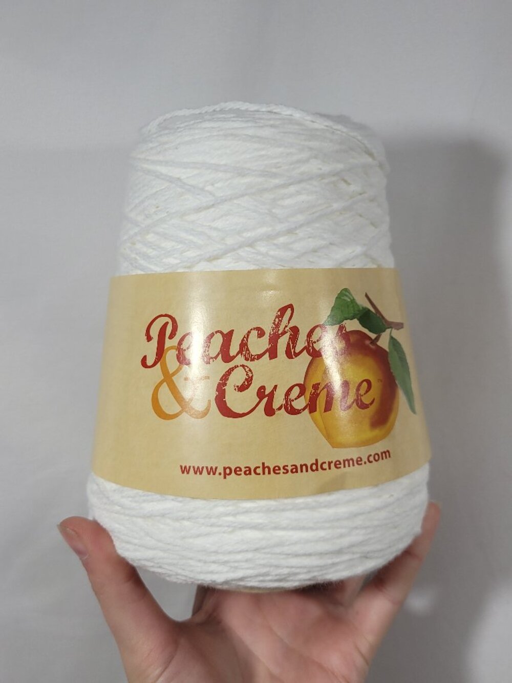 Peaches & Creme Cone 4 Medium Cotton Yarn, White 14oz/400g 706 yards